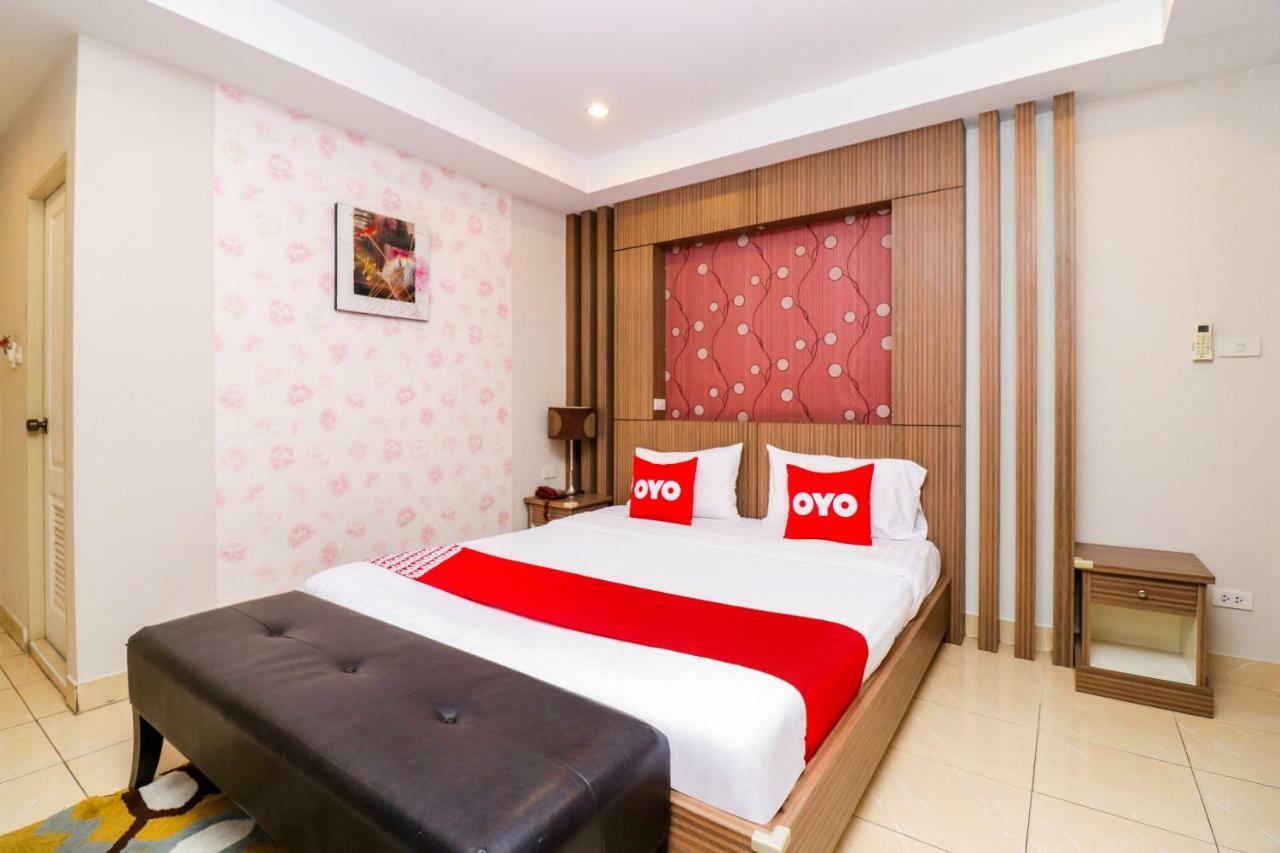 Oyo 146 Rivana Boutique By Sandara Pattaya Exterior photo
